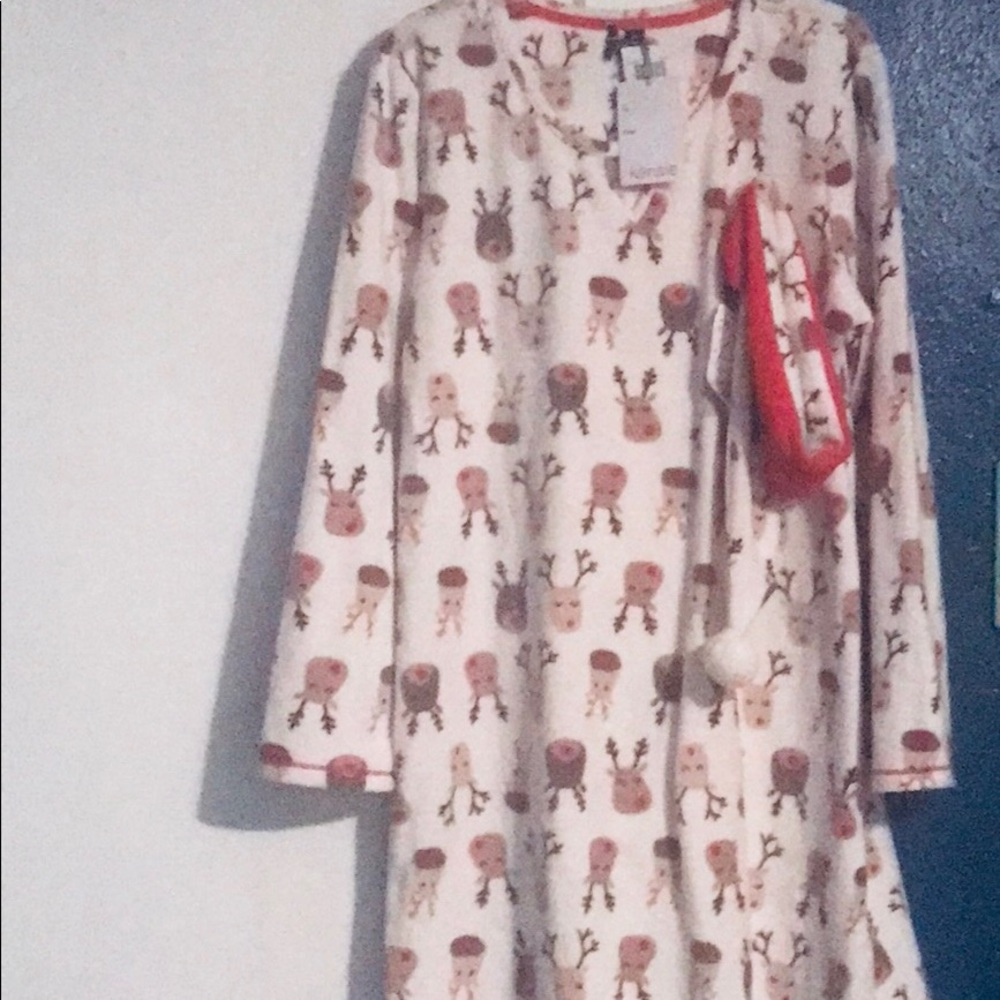 NWT Reindeer Sleeping Shirt with Hat!!!